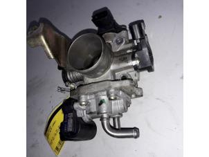 Gebruikte Gasklephuis Suzuki Alto (RF410) 1.1 16V Prijs € 39,95 Margeregeling aangeboden door Yellow Parts