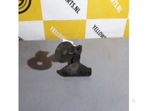Gebruikte Motorrubber Suzuki Swift (ZA/ZC/ZD1/2/3/9) 1.6 Sport VVT 16V Prijs € 25,00 Margeregeling aangeboden door Yellow Parts