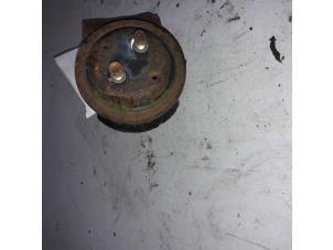 Gebruikte Motorrubber Suzuki Grand Vitara I (FT/GT/HT) 2.0 16V Prijs € 25,00 Margeregeling aangeboden door Yellow Parts