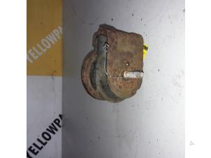 Gebruikte Motorrubber Suzuki Grand Vitara I (FT/GT/HT) 2.0 16V Prijs € 25,00 Margeregeling aangeboden door Yellow Parts