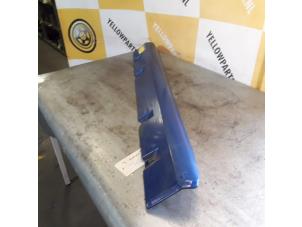 Gebruikte Zijskirt links Suzuki Jimny Softtop Prijs € 35,00 Margeregeling aangeboden door Yellow Parts