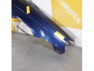 Gebruikte Spatbord rechts-voor Suzuki Baleno (GC/GD) 1.6 16V Prijs € 35,00 Margeregeling aangeboden door Yellow Parts