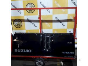 Gebruikte Achterklep Suzuki Vitara Cabrio (ET/TA) 2.0i 16V Prijs € 60,00 Margeregeling aangeboden door Yellow Parts
