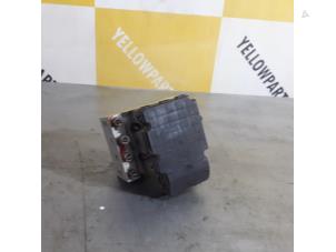 Gebruikte ABS Pomp Suzuki Alto (RF410) 1.1 16V Prijs € 69,00 Margeregeling aangeboden door Yellow Parts