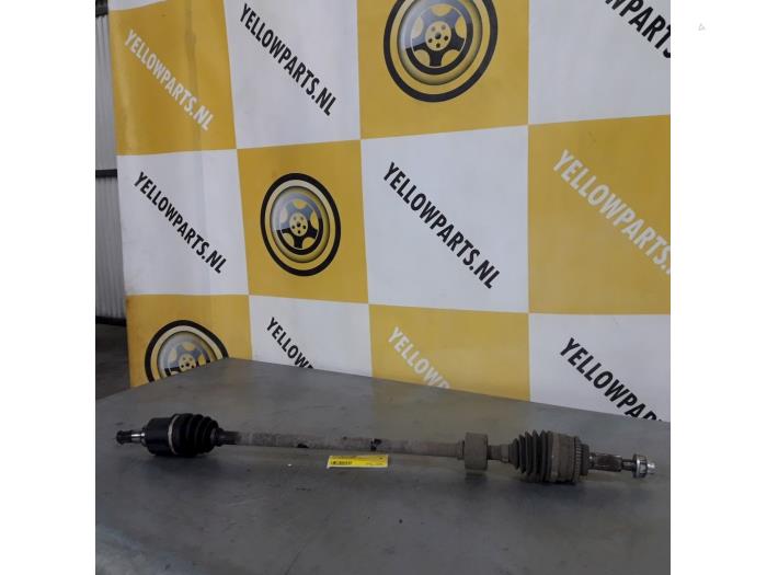 Gebruikte Steekas rechts-voor Suzuki Swift (ZA/ZC/ZD1/2/3/9) 1.3 VVT 16V Prijs € 49,00 Margeregeling aangeboden door Yellow Parts