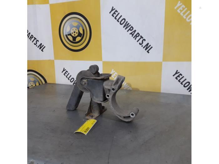 Gebruikte Motorsteun Suzuki Swift (ZA/ZC/ZD1/2/3/9) 1.3 VVT 16V Prijs € 40,00 Margeregeling aangeboden door Yellow Parts