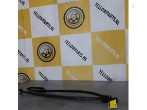 Gebruikte Schakelstang Suzuki Baleno (GC/GD) 1.6 16V Prijs € 35,00 Margeregeling aangeboden door Yellow Parts