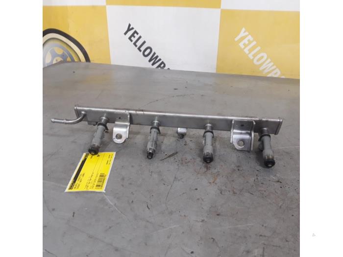 Gebruikte Injector brug Suzuki Swift (ZA/ZC/ZD1/2/3/9) 1.3 VVT 16V Prijs € 60,00 Margeregeling aangeboden door Yellow Parts