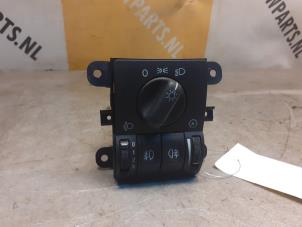 Gebruikte Schakelaar Licht Suzuki New Ignis (MH) 1.5 16V Prijs € 35,00 Margeregeling aangeboden door Yellow Parts