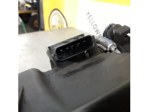 Gebruikte Luchtfilterhuis Suzuki Swift (ZA/ZC/ZD1/2/3/9) 1.3 VVT 16V Prijs € 35,00 Margeregeling aangeboden door Yellow Parts