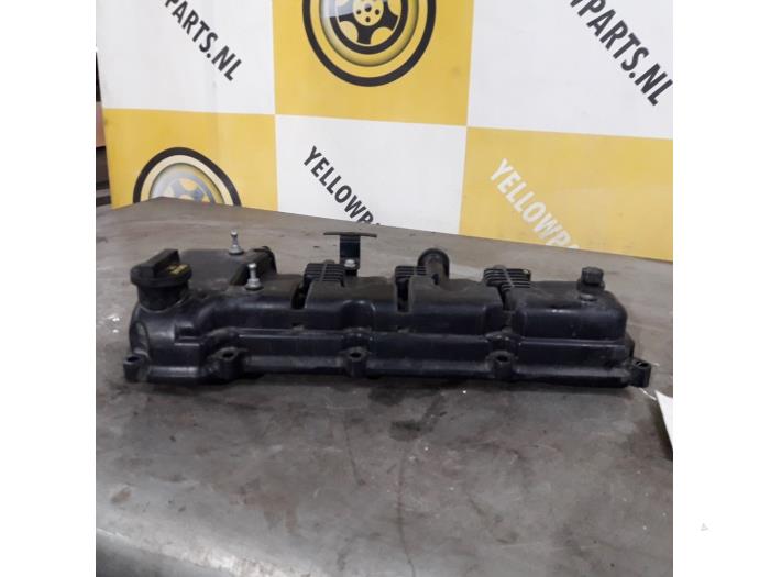 Gebruikte Kleppendeksel Suzuki Grand Vitara II (JT) 2.4 16V Prijs € 79,99 Margeregeling aangeboden door Yellow Parts
