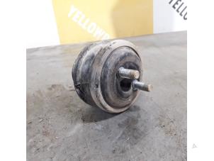 Gebruikte Motorrubber Suzuki Grand Vitara II (JT) 1.6 16V Prijs € 30,00 Margeregeling aangeboden door Yellow Parts