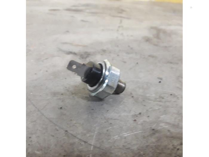 Gebruikte Olie niveau sensor Suzuki Swift (ZA/ZC/ZD) 1.2 16_ Prijs € 10,00 Margeregeling aangeboden door Yellow Parts