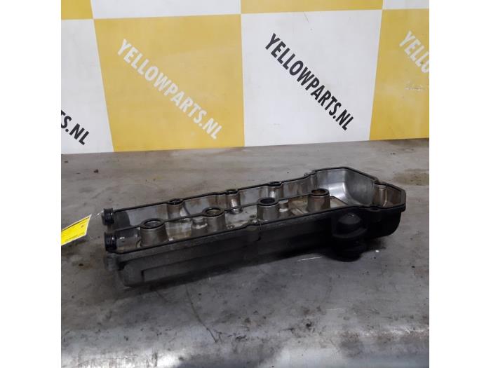 Gebruikte Kleppendeksel Suzuki New Ignis (MH) 1.3 16V Prijs € 35,00 Margeregeling aangeboden door Yellow Parts