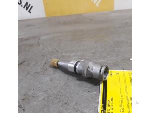 Gebruikte Snelheid Sensor Suzuki Alto (SH410) 1.0 GA,GL Prijs € 35,00 Margeregeling aangeboden door Yellow Parts