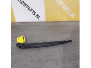 Gebruikte Ruitenwisserarm achter Suzuki Swift (ZA/ZC/ZD) 1.2 16_ Prijs € 15,00 Margeregeling aangeboden door Yellow Parts