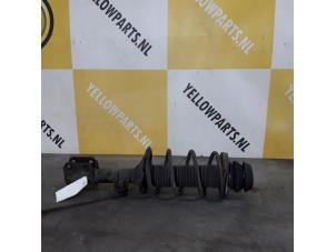 Gebruikte Schokdemperpoot links-voor Suzuki Alto (GF) 1.0 12V Prijs € 50,00 Margeregeling aangeboden door Yellow Parts