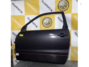 Gebruikte Portier 2Deurs links Suzuki Grand Vitara II (JT) 2.4 16V Prijs € 175,00 Margeregeling aangeboden door Yellow Parts