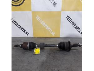Gebruikte Homokineetas links-voor Suzuki SX4 (EY/GY) 1.6 16V VVT Comfort,Exclusive Autom. Prijs € 49,99 Margeregeling aangeboden door Yellow Parts