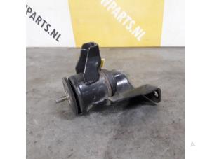 Gebruikte Motorsteun Suzuki New Ignis (MH) 1.3 16V Prijs € 25,00 Margeregeling aangeboden door Yellow Parts