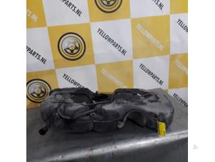 Gebruikte Tank Suzuki Swift (ZA/ZC/ZD1/2/3/9) 1.3 DDis 16V Prijs € 49,00 Margeregeling aangeboden door Yellow Parts