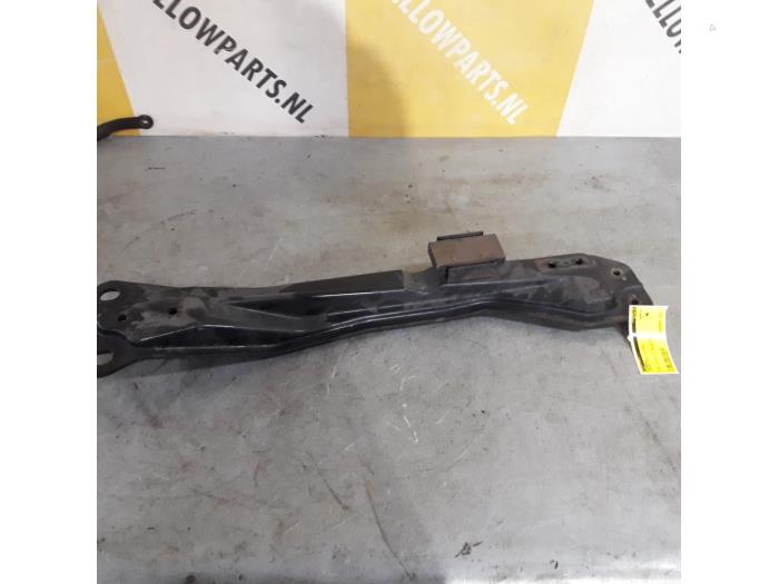 Gebruikte Motorbalk Suzuki SX4 (EY/GY) 1.6 16V 4x2 Prijs € 34,99 Margeregeling aangeboden door Yellow Parts