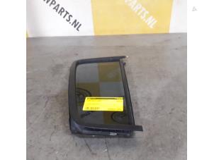 Gebruikte Driehoeks Ruit rechts-achter Suzuki Swift (ZA/ZC/ZD1/2/3/9) 1.3 VVT 16V Prijs € 25,00 Margeregeling aangeboden door Yellow Parts