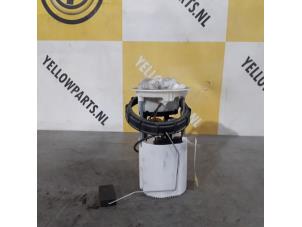 Gebruikte Benzinepomp Suzuki Swift (ZA/ZC/ZD1/2/3/9) 1.6 Sport VVT 16V Prijs € 39,99 Margeregeling aangeboden door Yellow Parts