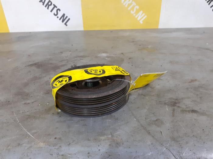 Gebruikte Poelie Krukas Suzuki Swift (ZA/ZC/ZD1/2/3/9) 1.6 Sport VVT 16V Prijs € 35,00 Margeregeling aangeboden door Yellow Parts