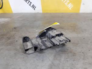 Gebruikte Bumpersteun links-achter Suzuki Swift (ZA/ZC/ZD) 1.2 16_ Prijs € 10,00 Margeregeling aangeboden door Yellow Parts