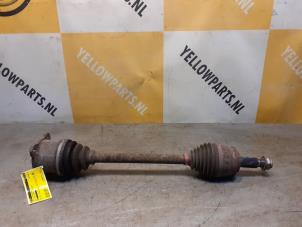 Gebruikte Steekas links-achter Suzuki Grand Vitara II (JT) 2.0 16V Prijs € 75,00 Margeregeling aangeboden door Yellow Parts