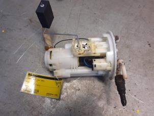 Gebruikte Benzinepomp Suzuki Alto (RF410) 1.1 16V Prijs € 29,99 Margeregeling aangeboden door Yellow Parts