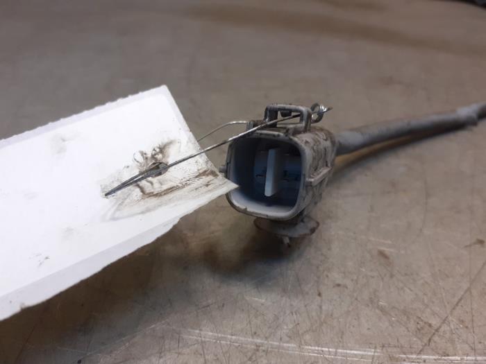 Lambda Sonde van een Suzuki Splash 1.2 16V 2009