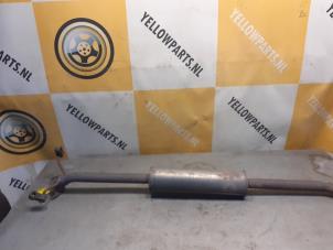 Gebruikte Uitlaat Middendemper Suzuki Splash 1.2 16V Prijs € 49,99 Margeregeling aangeboden door Yellow Parts