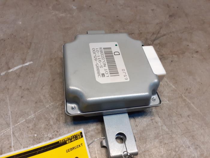 Gebruikte Transfer module 4x4 Suzuki Grand Vitara II (JT) 2.0 16V Prijs € 79,00 Margeregeling aangeboden door Yellow Parts
