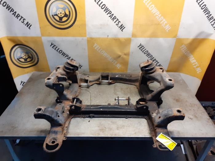 Gebruikte Subframe Suzuki Grand Vitara II (JT) 2.0 16V Prijs € 295,00 Margeregeling aangeboden door Yellow Parts