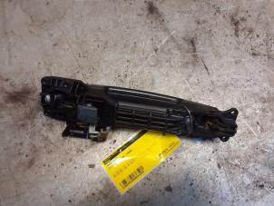 Gebruikte Handgreep Suzuki Splash 1.2 16V Prijs € 20,00 Margeregeling aangeboden door Yellow Parts