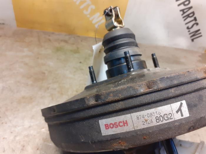 Gebruikte Rembekrachtiger Suzuki Ignis (FH) 1.3 16V Prijs € 45,00 Margeregeling aangeboden door Yellow Parts