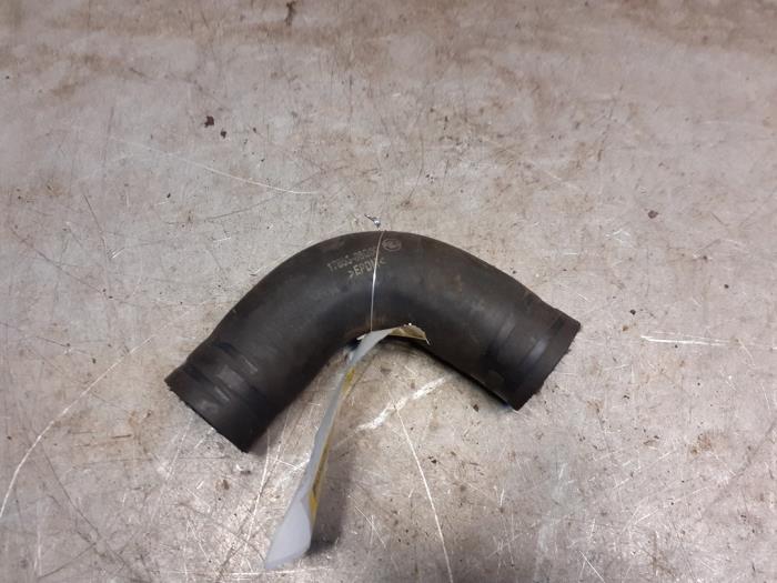Gebruikte Waterslang aansluiting Suzuki Wagon-R+ (RB) 1.3 16V VVT Prijs € 10,00 Margeregeling aangeboden door Yellow Parts