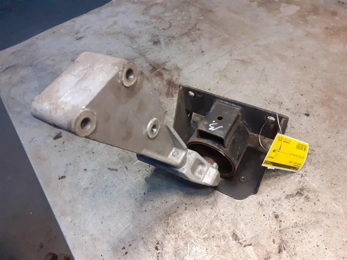 Gebruikte Motorrubber Suzuki Swift (ZA/ZC/ZD) 1.2 16V Prijs € 35,00 Margeregeling aangeboden door Yellow Parts