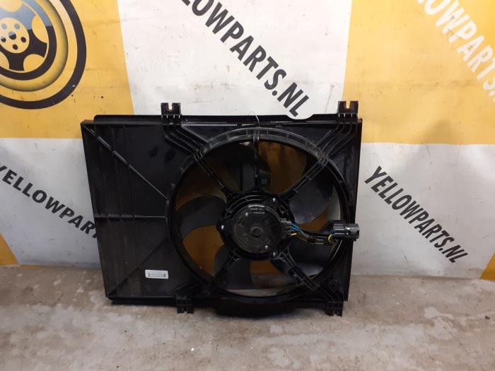 Radiateurfan van een Suzuki Swift (ZA/ZC/ZD) 1.2 16V 2010