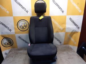 Gebruikte Voorstoel links Suzuki Swift (ZA/ZC/ZD1/2/3/9) 1.3 VVT 16V Prijs € 100,00 Margeregeling aangeboden door Yellow Parts