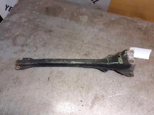 Gebruikte Frontdeel steun Suzuki Splash 1.0 12V Prijs € 25,00 Margeregeling aangeboden door Yellow Parts