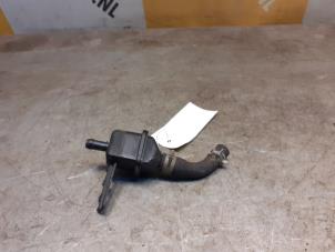 Gebruikte Evap klep Suzuki X-90 (SZ416) 1.6 16V 4x4 Prijs € 30,00 Margeregeling aangeboden door Yellow Parts