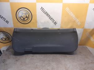 Gebruikte Bekleding Achterklep Suzuki Splash 1.0 12V Prijs € 25,00 Margeregeling aangeboden door Yellow Parts