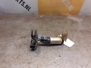 Gebruikte Benzinepomp Suzuki Baleno (GA/GB) 1.6 16V Prijs € 29,99 Margeregeling aangeboden door Yellow Parts