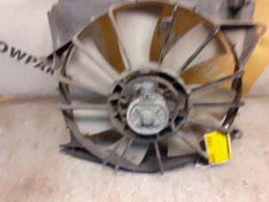 Gebruikte Radiateurfan Suzuki SX4 (EY/GY) 1.6 16V VVT Grip 4x4 Prijs € 49,99 Margeregeling aangeboden door Yellow Parts