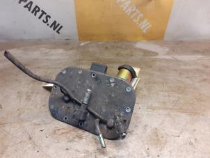 Gebruikte Benzinepomp Suzuki Swift (SF310/413) 1.3i 5-Drs. Prijs € 24,99 Margeregeling aangeboden door Yellow Parts