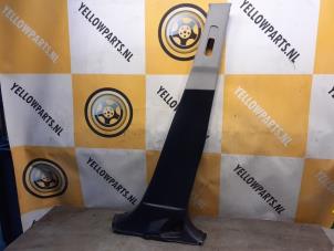 Gebruikte Stijlbekleding A + B + C Suzuki Grand Vitara II (JT) 2.0 16V Prijs € 29,00 Margeregeling aangeboden door Yellow Parts