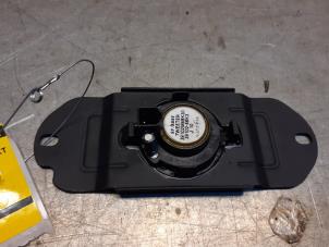 Gebruikte Luidspreker Suzuki Alto 1.0 12V Prijs € 12,50 Margeregeling aangeboden door Yellow Parts